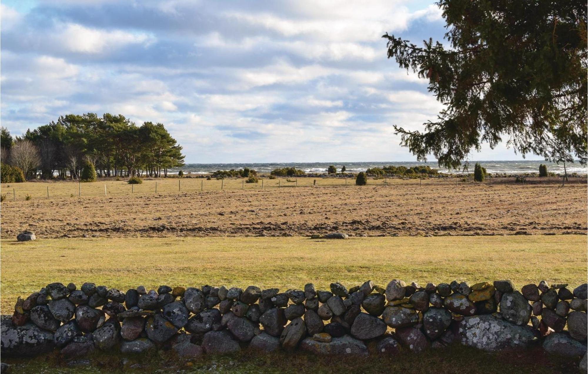Amazing Home In Loettorp With House Sea View Esterno foto