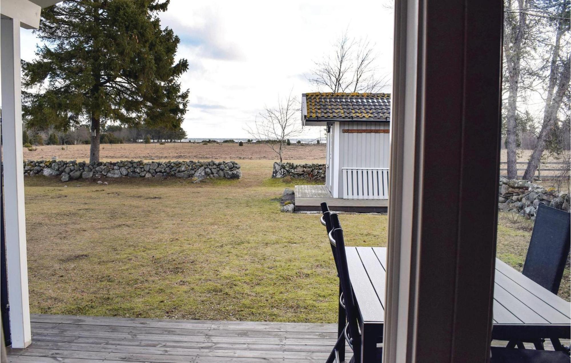 Amazing Home In Loettorp With House Sea View Esterno foto